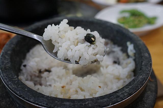 つやつやのごはん