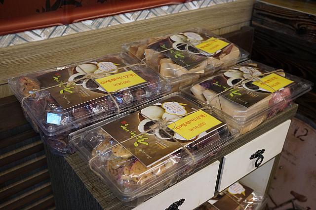 パンのセットはよく売れるんだとか