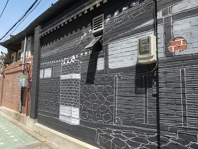 壁もアート
