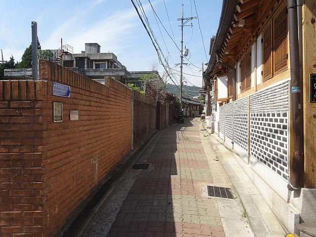 さらに路地が