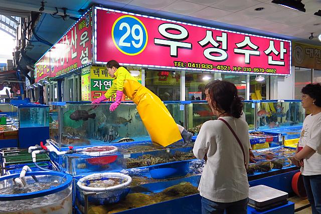 ２９番のウソン水産（スサン）