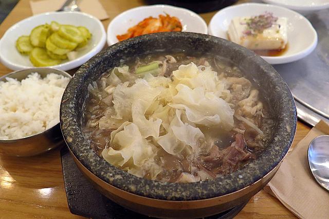 ヌンコッポソッタン/白きくらげスープ（9,000ウォン）＠ポソッチプ