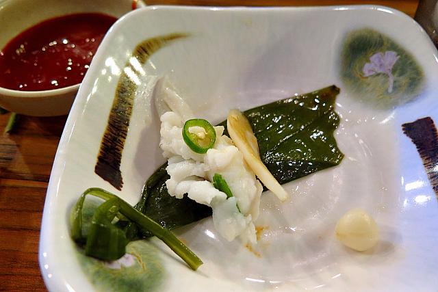 ハモしゃぶしゃぶ（セコシとセットで1人前50,000ウォン）＠木浦ナクチマウル