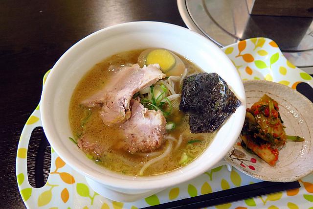 しょうゆラーメン（6,000ウォン）＠盛華生ラーメン