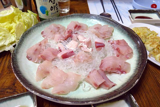 ミノフェ/ニベ刺身（小50,000ウォン）＠鍾路のホンオランミノラン