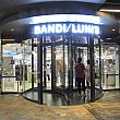舎堂駅の１２番出口方面から地下でもつながっている「PASTEL CITY」・・・その地下１階に書店「BANDI/LUNI'S」がありますよ～