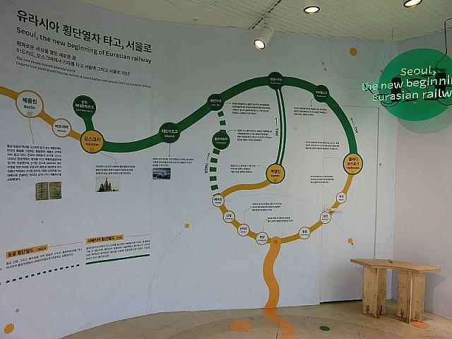 案内所内部はこんな地図も