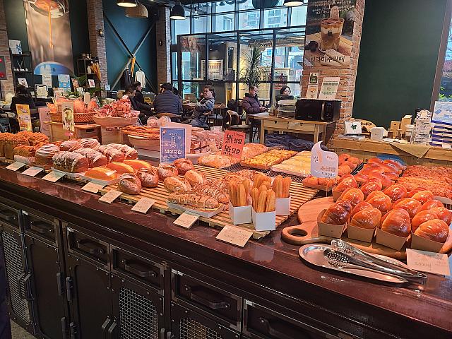 おいしそうなパンがずらり！