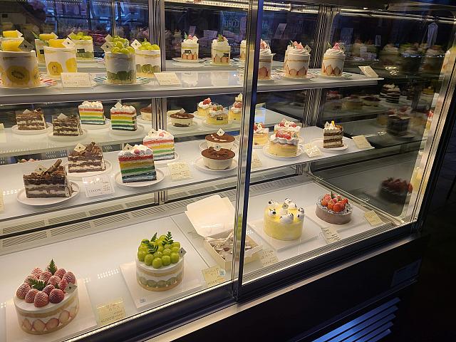 ケーキもありますよ！