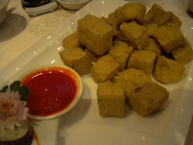 おつまみは臭豆腐で決まり!
