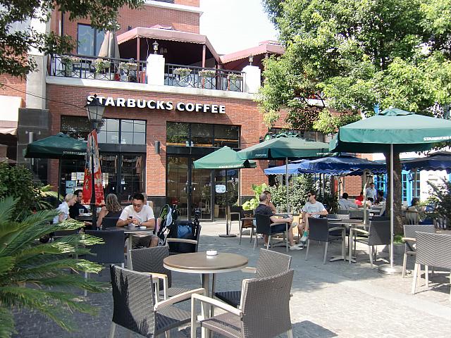 お馴染みスターバックス
