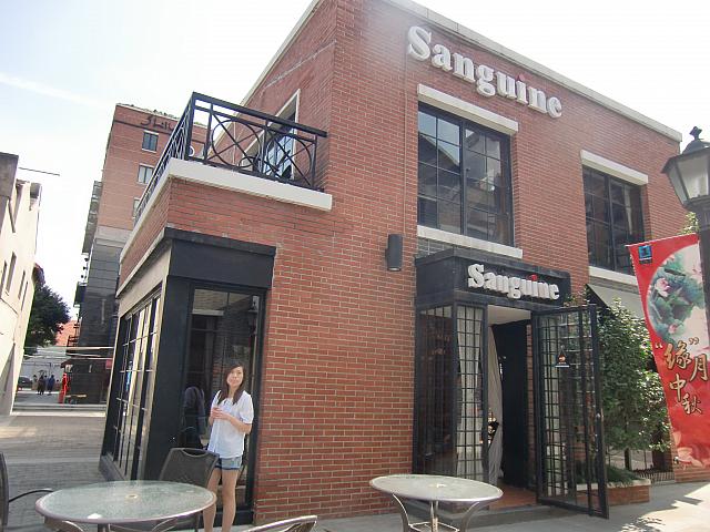 オシャレなワインバー「Sanguine」