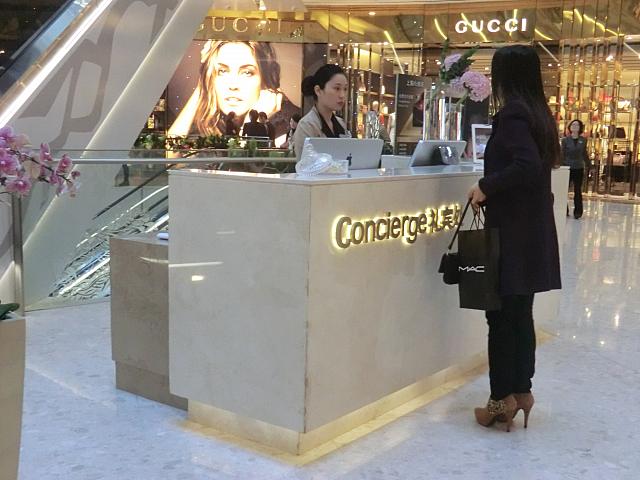 各フロアにインフォメーション