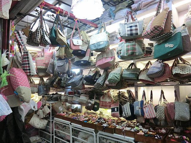 手作り風バッグの専門店
