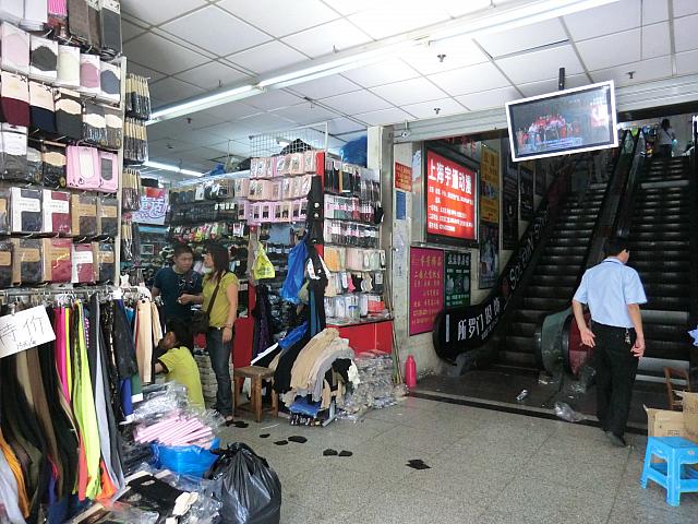 1階入り口を入ったところ