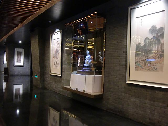 博物館のようなロビーラウンジ。