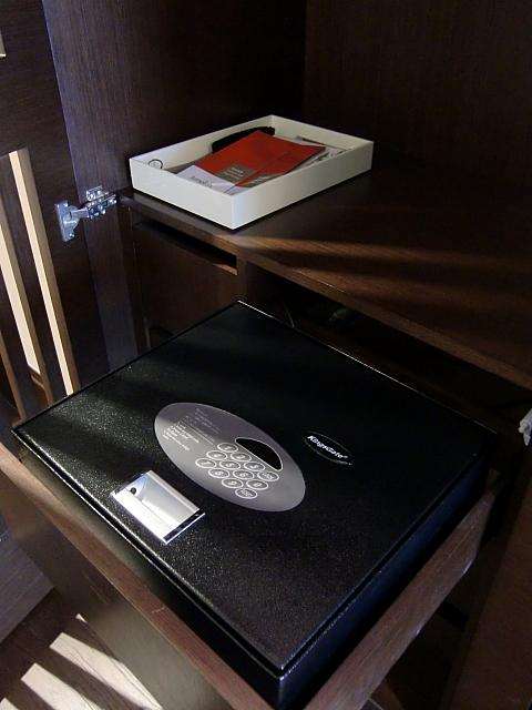 セーフティーボックス。