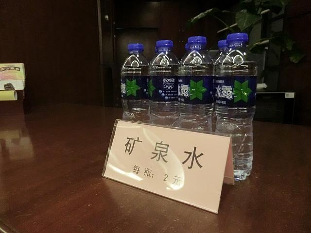 売店で売っているのは水のみ