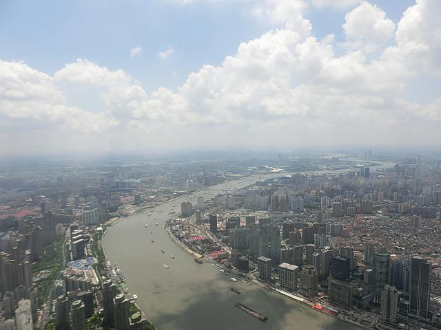 南外灘側。黄浦江周辺を鳥瞰