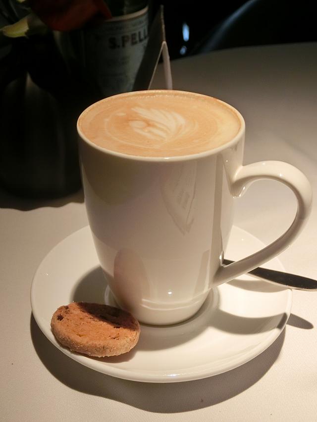 カフェラテ