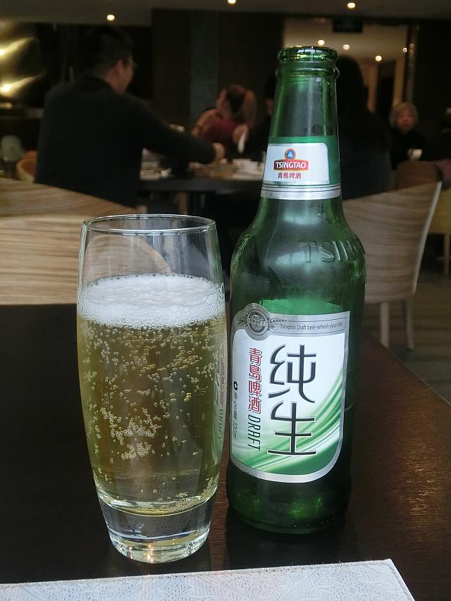 ビールは各種20元でした