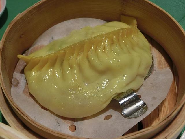 巨大スープ餃子