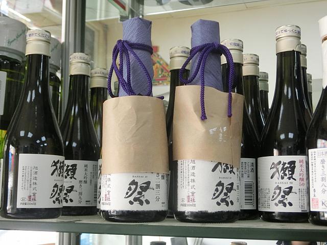 上海でも大人気の獺祭。180mlの瓶は100元前後〜