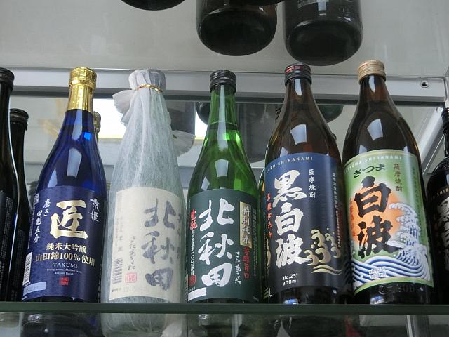 焼酎、梅酒、ゆず酒などもいろいろ見つかります