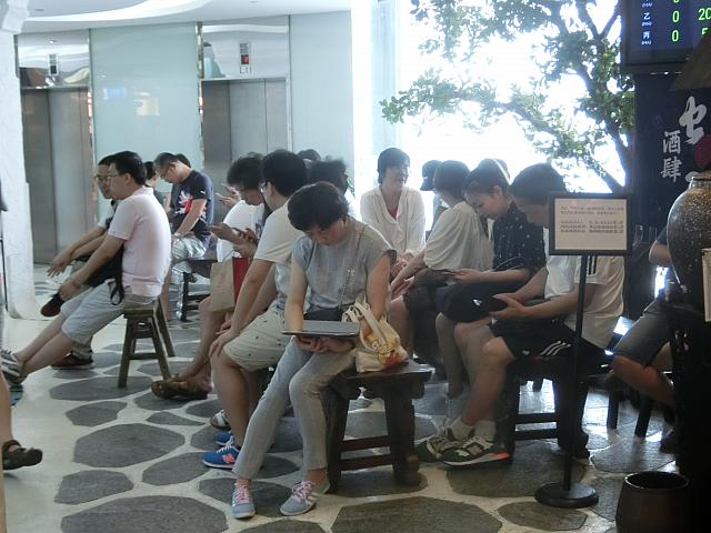 まだ朝10時なのにこの行列!
