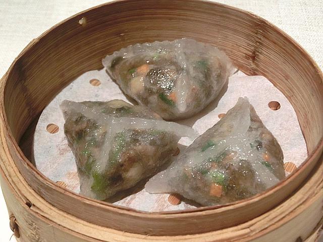 きのこ蒸し餃子
