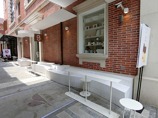 カフェ「S.ENGINE」