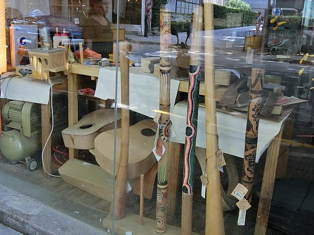 楽器屋さん
