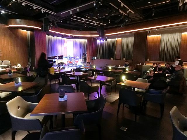店内はこんな感じ