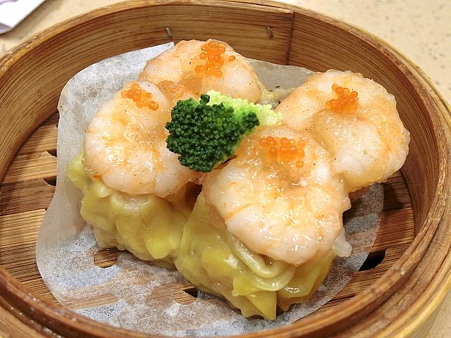 海鮮シュウマイ。日本のシュウマイと全然違います