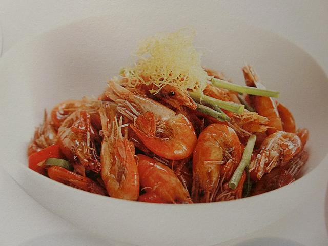 油爆河蝦（川エビの揚げもの）98元
