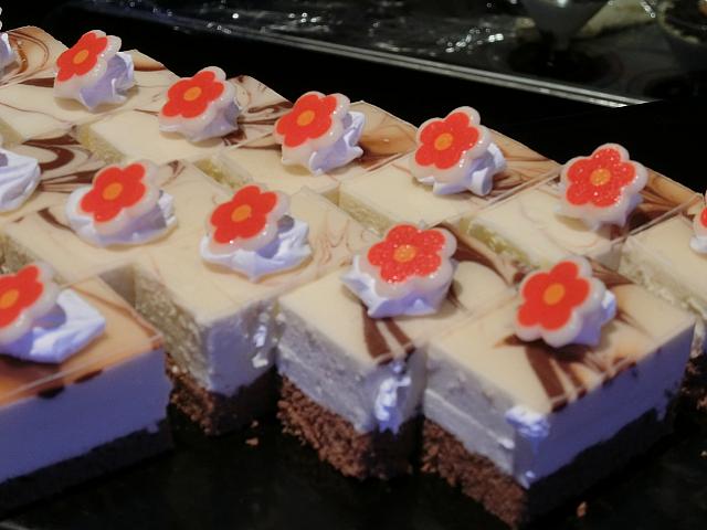 チーズケーキ