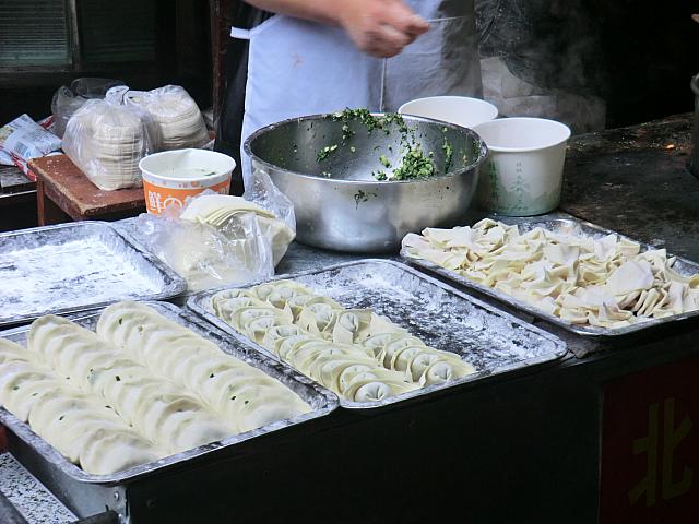 ワンタンと水餃子