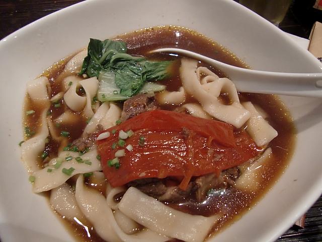 台湾風牛肉麺