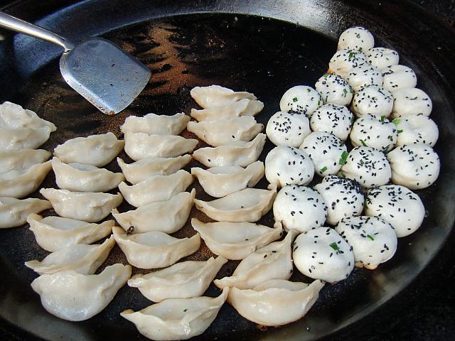 餃子と生煎