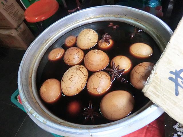 ご存知、茶葉卵
