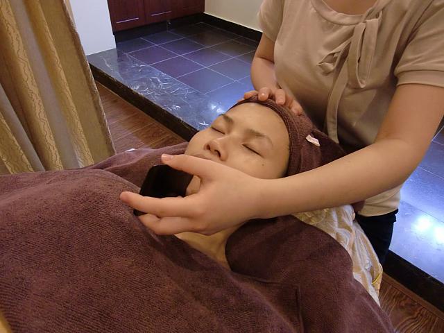 漢方エステが人気のサンフラワー