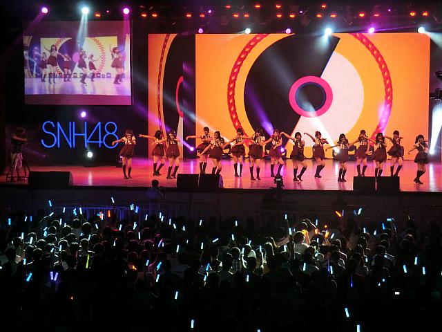 音楽も振り付けもノリもAKB48と同じ!