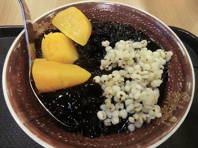 どんぶりで食べる芋スイーツ