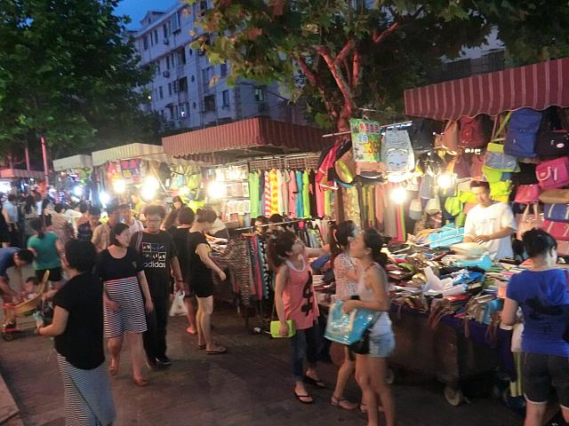 夜市が熱い!