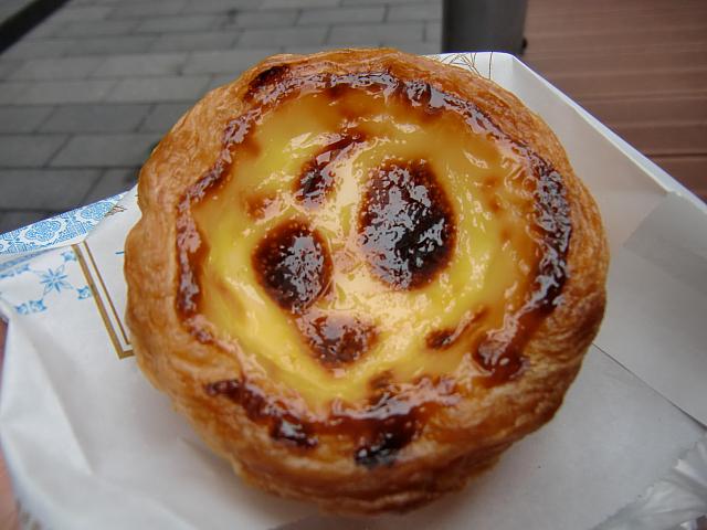 「LILLIAN BAKERY」のエッグタルト