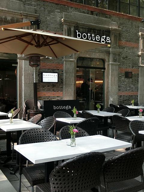 モッツァレラバー「bottega」