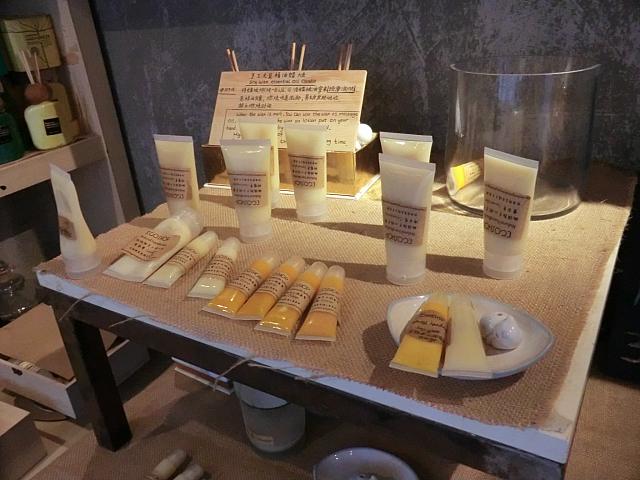 キャンドルやハンドクリームをお土産に
