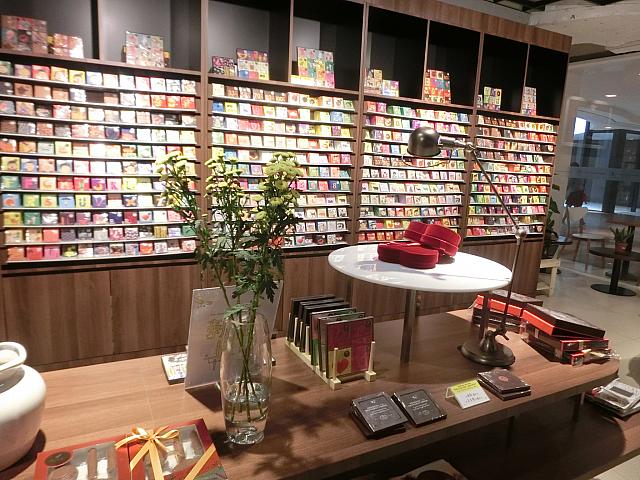 チョコレート専門店「choc choco」