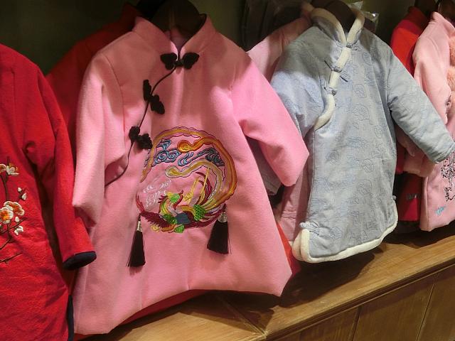 子供用フリースチャイナ服