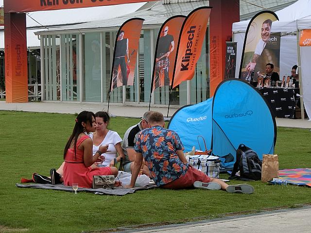 テント持参の人多数